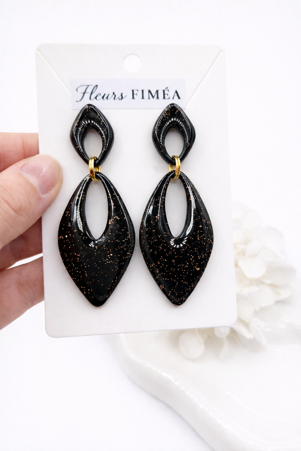 Boucles d’oreilles dorées paillettes champagne AURORE – bijou femme