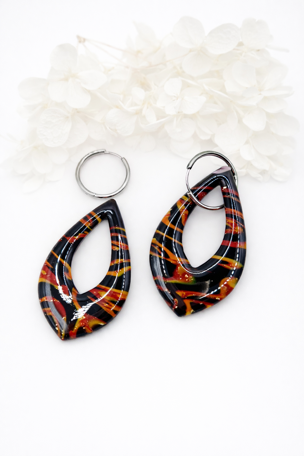 Boucles d’oreilles interchangeables ORIA graphiques (vendues sans créoles)