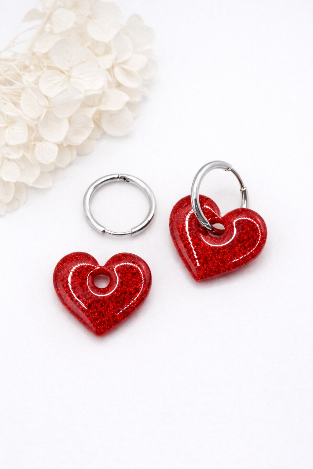 Boucles d’oreilles interchangeables cœurs rouges pailletés (vendues sans créoles)