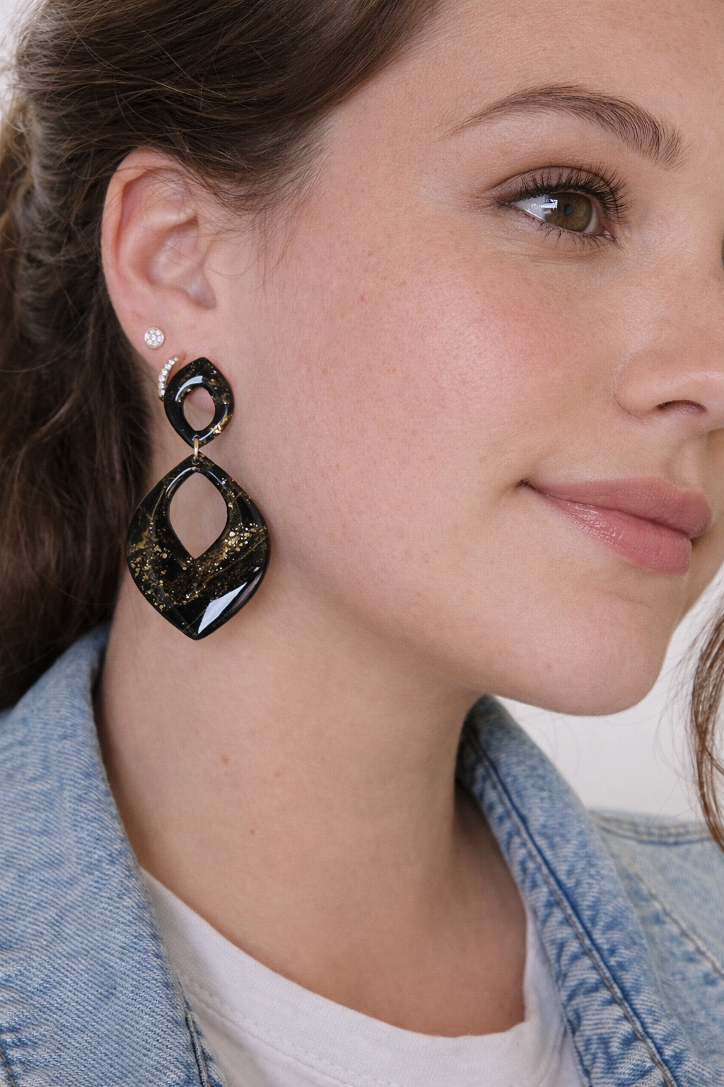 Boucles d’oreilles dorées ARÈS – bijou femme