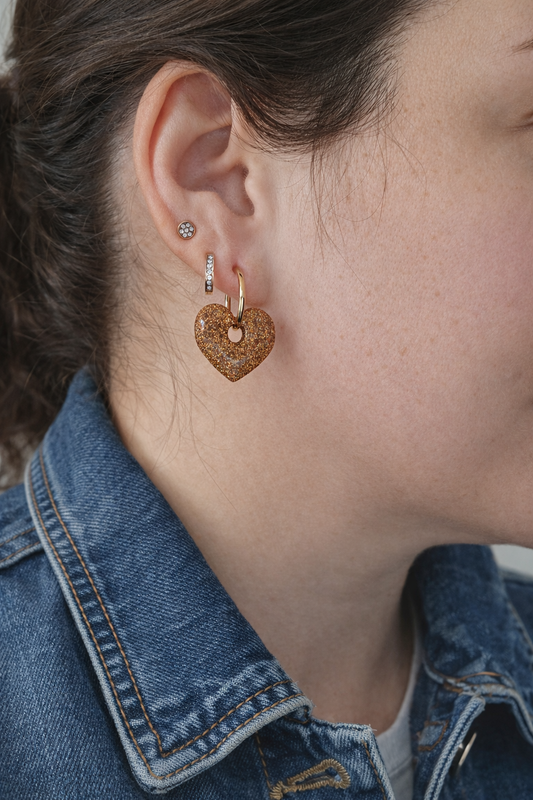 Boucles d’oreilles interchangeables petits cœurs bronze pailletés (vendues sans créoles)
