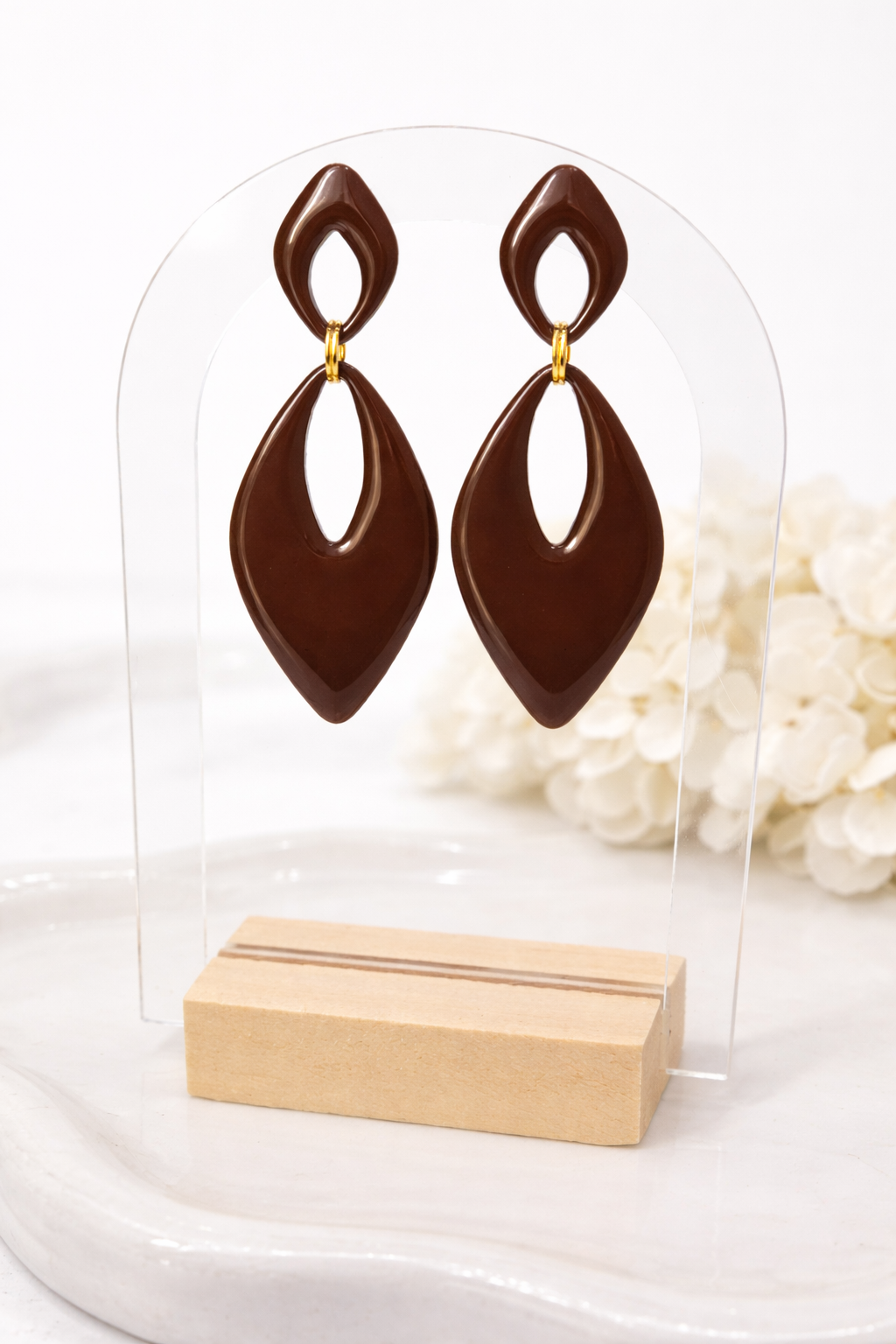 Boucles d’oreilles dorées AURORE marron – bijou femme