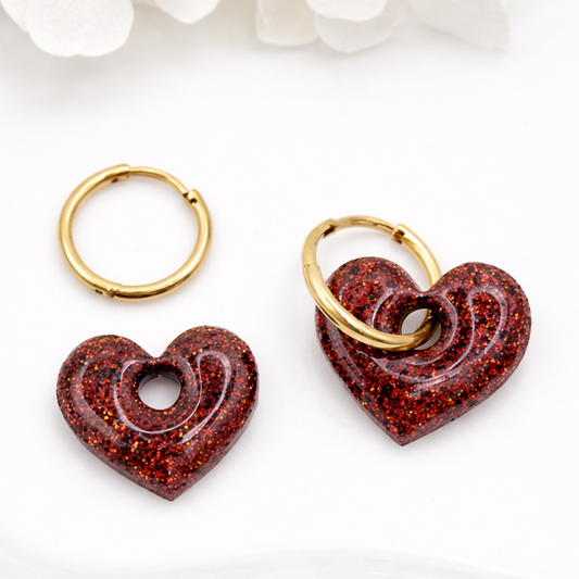 Boucles d’oreilles interchangeables petits cœurs marron pailletés – (vendues sans créoles)