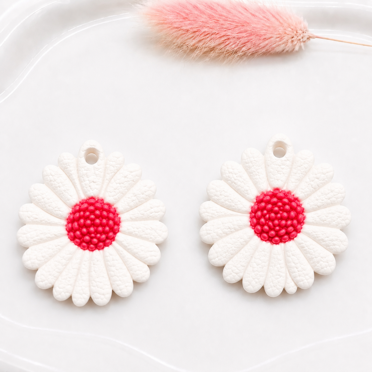 Pampilles marguerites vieux rose – boucles d’oreilles interchangeables femme (vendues sans créoles)
