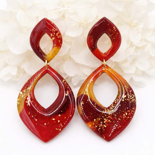 Boucles d’oreilles dorées ARÈS SOLEA. – bijou femme