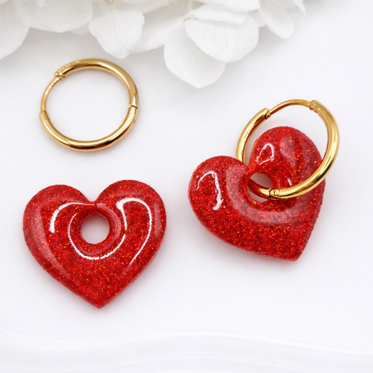 Boucles d’oreilles interchangeables petits cœurs rouges pailletés (vendues sans créoles)