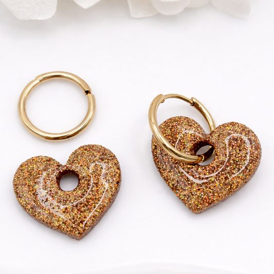 Boucles d’oreilles interchangeables petits cœurs bronze pailletés (vendues sans créoles)