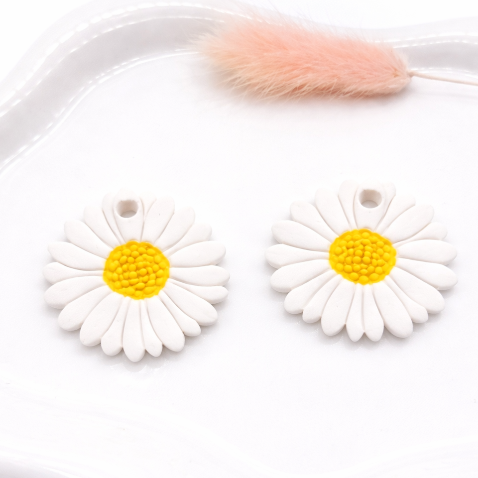 Pampilles marguerites – boucles d’oreilles interchangeables femme (vendues sans créoles)